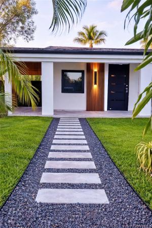 Fulford By The Sea, 1645 NE 180th St, North Miami Beach, Florida 33162, image 2
