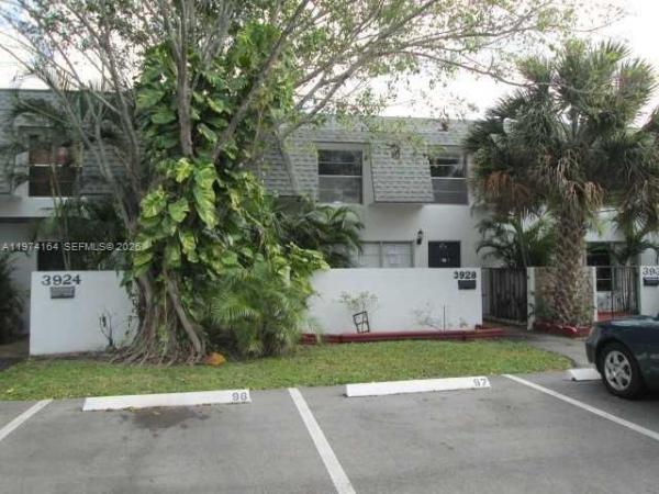Nova Townhouses, 3928 SW 67th Way #97, Davie, Florida 33314, image 1