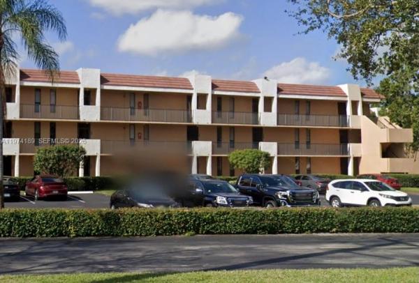 5920 Coral Lake Dr #208, Coconut Creek, Florida 33063, image 1