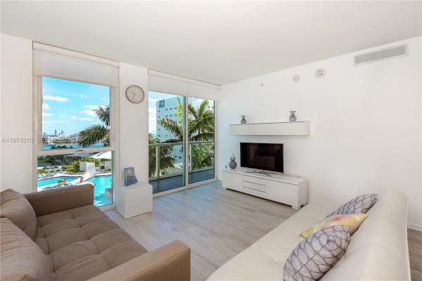 Vizcayne North, 244 Biscayne Blvd #1005, Miami, Florida 33132, image 1