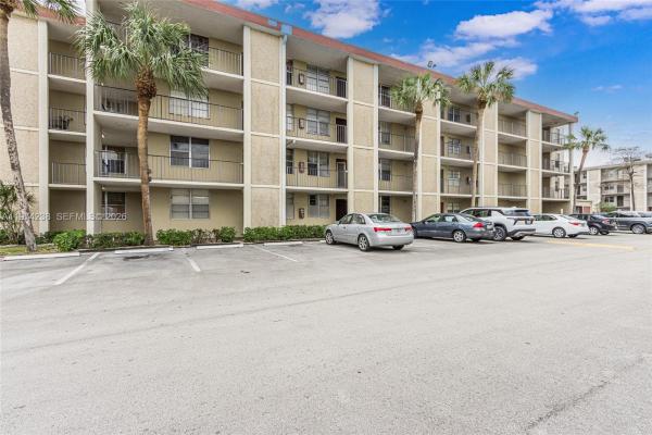 Cypress Chase, 2649 NW 48th Ter #237, Lauderdale Lakes, Florida 33313, image 2