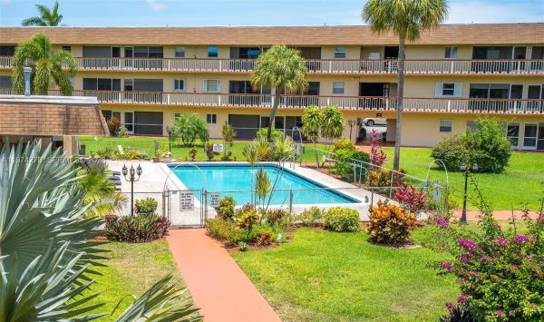 Beverly Hills, 5300 Washington St #T227, Hollywood, Florida 33021, image 1