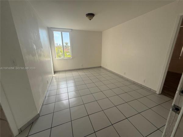 Durniers, 1853 SW 17th St, Miami, Florida 33145, image 2