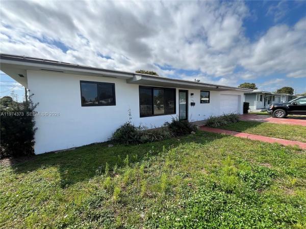 1860 NW 121st St, Unincorporated Dade County, Florida 33167, image 1