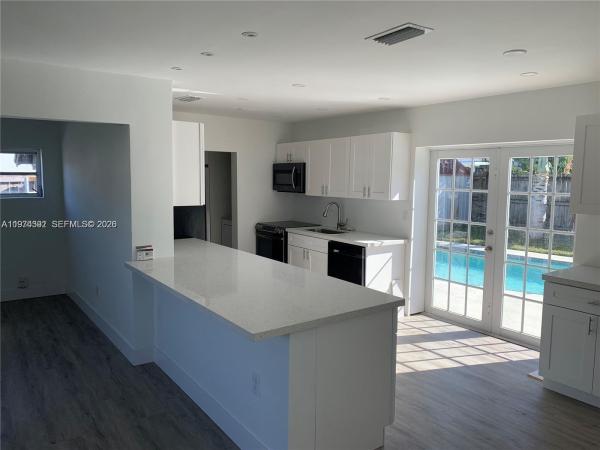 Collier Estates, 6060 NE 6th Ter, Oakland Park, Florida 33334, image 1