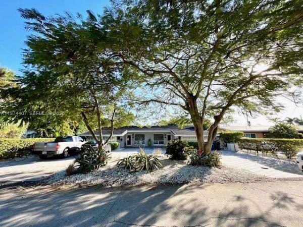 Coral Ridge Isles, 5650 NE 17th Ter, Fort Lauderdale, Florida 33334, image 2