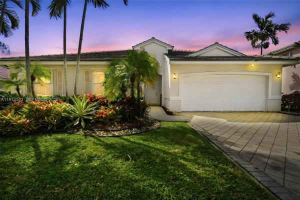 Amber Lake, 9440 SW 18th St, Miramar, Florida 33025, image 2
