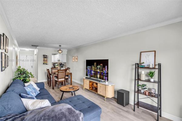 Balaban Villa, 2514 Taylor St #11, Hollywood, Florida 33020, image 3