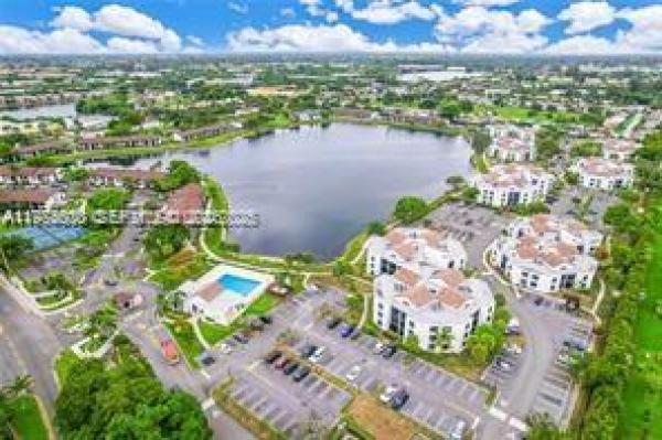 Lake Pointe, 207 Lake Pointe Dr #201, Oakland Park, Florida 33309, image 1