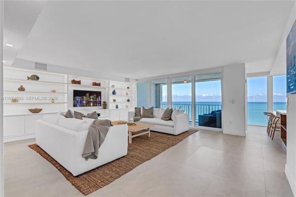 Casa Del Mar, 881 Ocean Dr #27D, Key Biscayne, Florida 33149, image 1