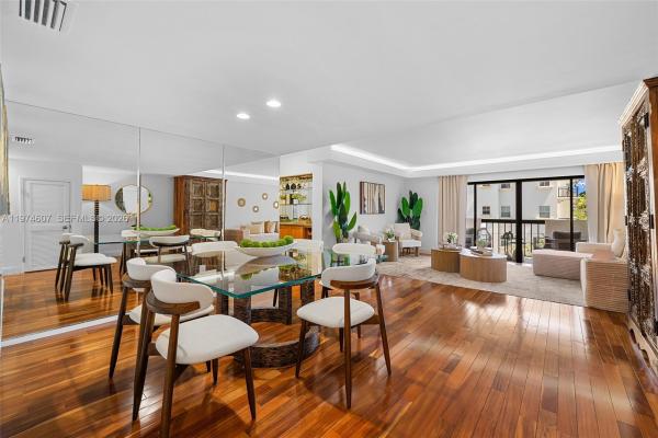 Biltmore Court Villas, 2600 Cardena St #PH-4, Coral Gables, Florida 33134, image 3