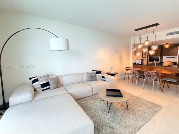 Icon Brickell Tower 1, 475 Brickell Ave #4611, Miami, Florida 33131, image 1