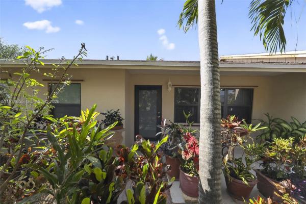 Saddlebrook, 9522 Affirmed Ln, Boca Raton, Florida 33496, image 2