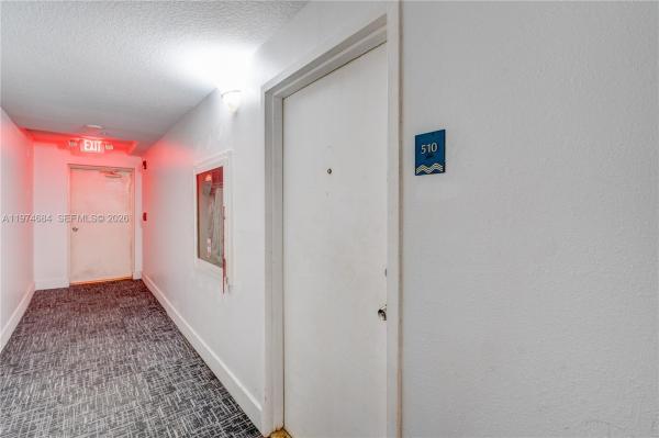 Vecino Del Mar, 2350 NE 135th St #510, North Miami, Florida 33181, image 2