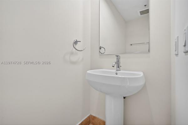 Trump Royale, 18201 Collins Ave #2008, Sunny Isles Beach, Florida 33160, image 2