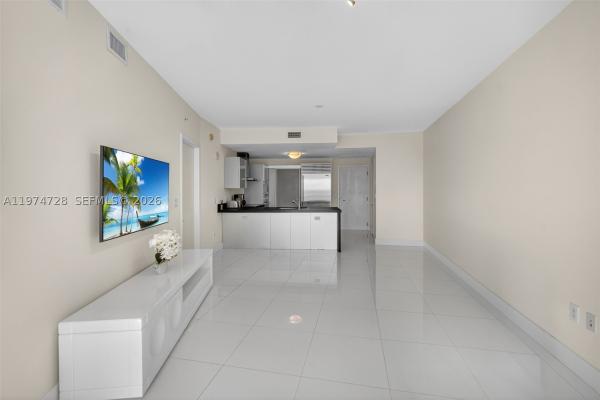 Trump Royale, 18201 Collins Ave #2008, Sunny Isles Beach, Florida 33160, image 2