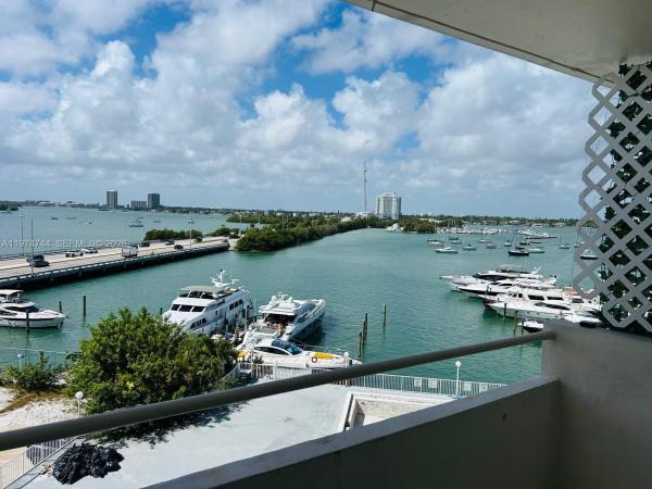 Bayshore Yacht & Tennis Club, 7904 West Dr #508, North Bay Village, Florida 33141, image 2