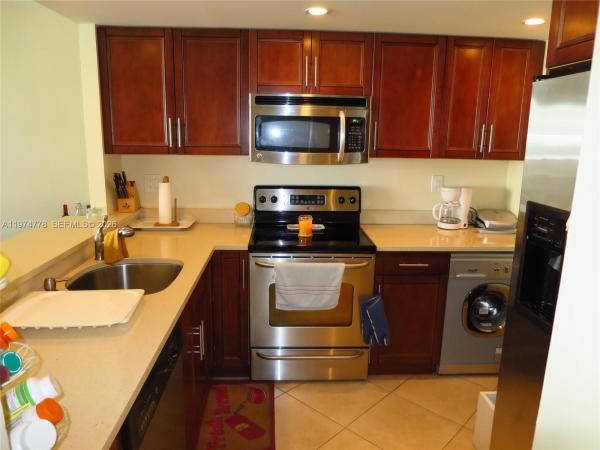 Charter Club, 600 NE 36th St #619, Miami, Florida 33137, image 1