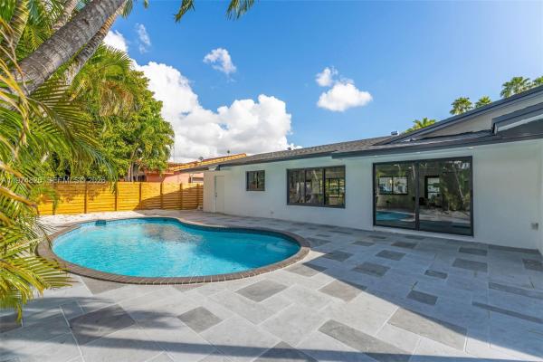 7120 SW 92nd Ave, Unincorporated Dade County, Florida 33173, image 1