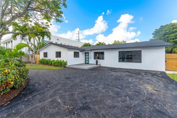 Winters Sunset, 7120 SW 92nd Ave, Sunset, Florida 33173, image 2