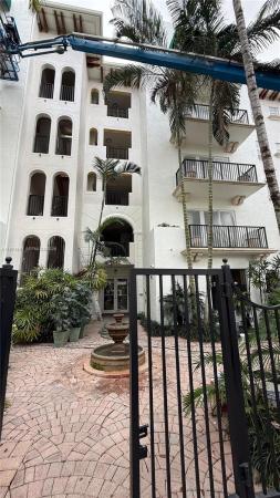 Valencia Grande, 642 Valencia Ave #305, Coral Gables, Florida 33134, image 2