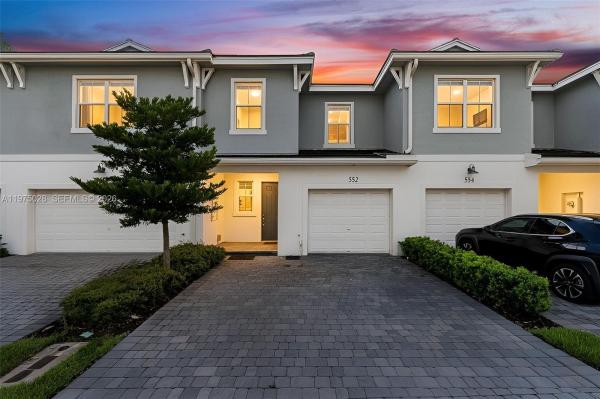 Sandpiper Pointe, 552 Parsons Way, Deerfield Beach, Florida 33442, image 2