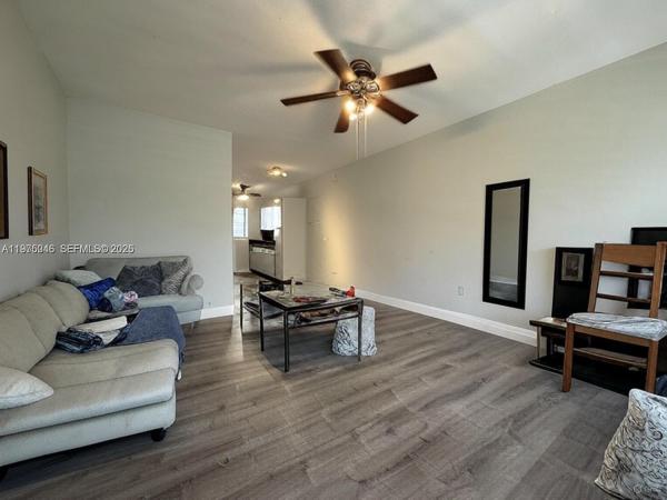 Golden Dreams, 75 Washington Ave #18, Miami Beach, Florida 33139, image 1