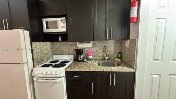 The Aventura Beach Club, 19201 Collins Ave #1029, Sunny Isles Beach, Florida 33160, image 2