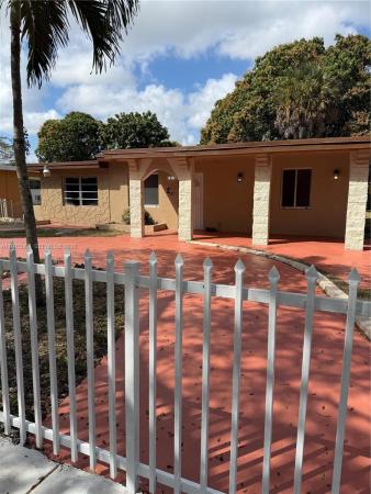 Sunkist Grove, 1325 NW 124th St #1325, North Miami, Florida 33167, image 1