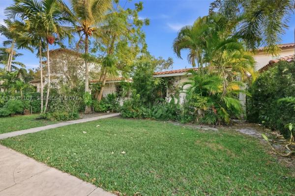 Coconut Grove, 122 Camilo Ave, Coral Gables, Florida 33134, image 3