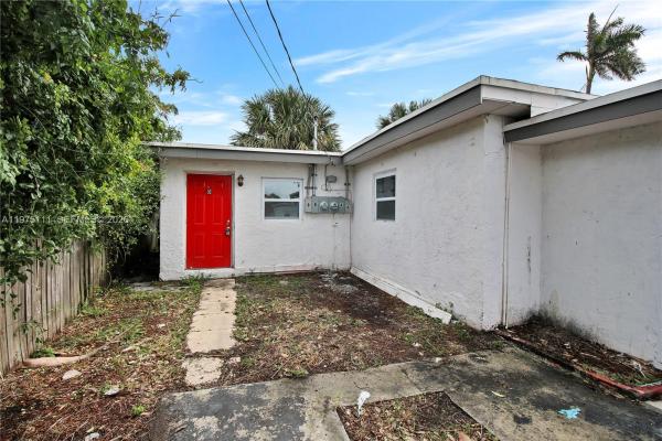 Monroe Heights, 1160 W 26th Ct, Riviera Beach, Florida 33404, image 2