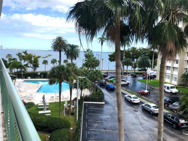 Brickell Bay Tower, 1408 Brickell Bay Dr #404, Miami, Florida 33131, image 2