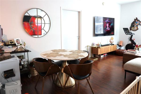 Met 1, 300 S Biscayne Blvd #T-3504, Miami, Florida 33131, image 2