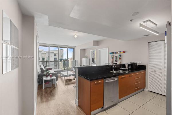Vizcayne North, 244 Biscayne Blvd #2410, Miami, Florida 33132, image 2
