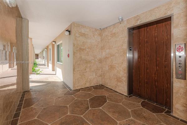 Suffolk At Century Village, 1200 SW 137th Ave #402E, Pembroke Pines, Florida 33027, image 2