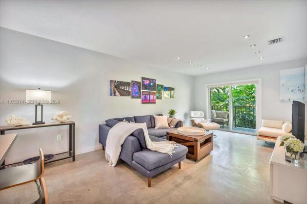 Royal Palm Villas, 1821 Jefferson Ave #301, Miami Beach, Florida 33139, image 3