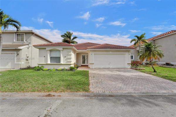 Banyan Oakridge, 3371 SW 51st St, Hollywood, Florida 33312, image 1