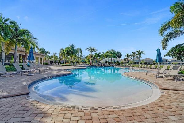 Parkview At Hillcrest, 4764 Eucalyptus Dr, Hollywood, Florida 33021, image 1