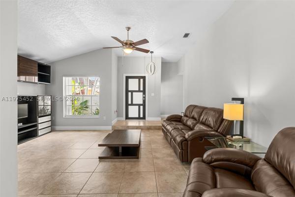 Sunset Harbour, 12755 SW 60th Ln, Kendale Lakes, Florida 33183, image 2