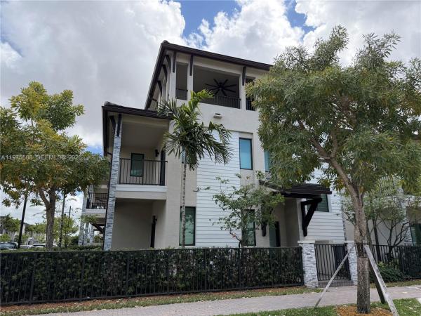 8304 NW 49th St, Doral, Florida 33166, image 3