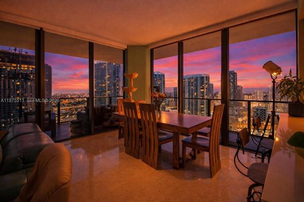 Reach Brickell City Centre, 68 SE 6th St #2612, Miami, Florida 33131, image 1