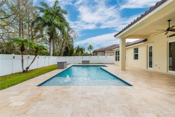 Encantada, 18801 SW 7th St, Pembroke Pines, Florida 33028, image 2