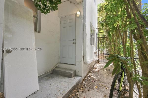 Ocean Beach, 1000 7th St, Miami Beach, Florida 33139, image 2
