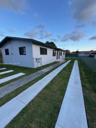 Unincorporated Dade County, Florida 33155, image 1