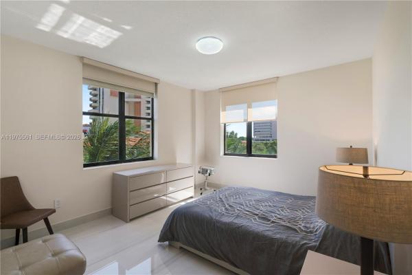 Puerta De Palmas, 888 S Douglas Rd #404, Coral Gables, Florida 33134, image 1