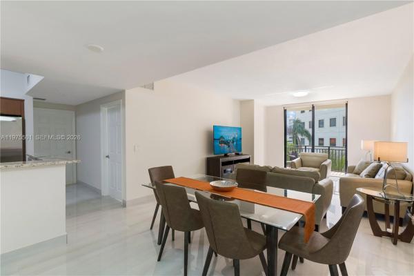 Puerta De Palmas, 888 S Douglas Rd #404, Coral Gables, Florida 33134, image 3