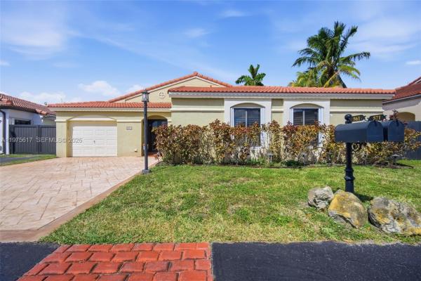 561 SW 87th Ct, Unincorporated Dade County, Florida 33174, image 1