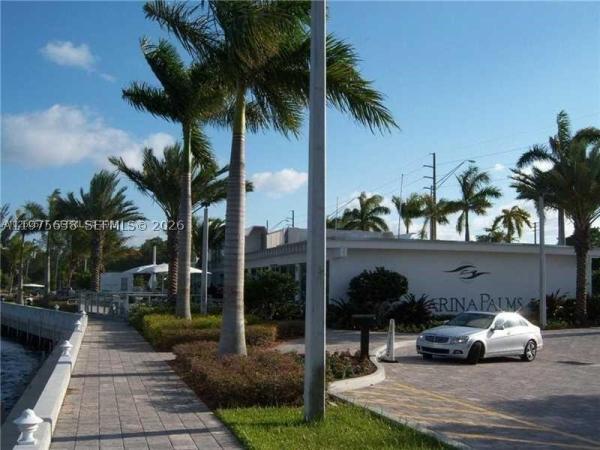17301 Biscayne Blvd#48, Coral Terrace, Florida 33160, image 3