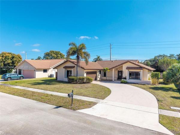 The Estates Of Silverlake, 2602 SW 23rd Cranbrook Dr, Boynton Beach, Florida 33436, image 3