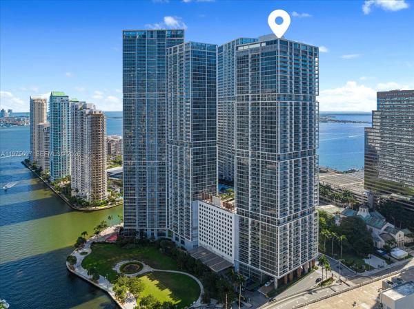 Icon Brickell Tower 3, 485 Brickell Ave #1807, Miami, Florida 33131, image 1